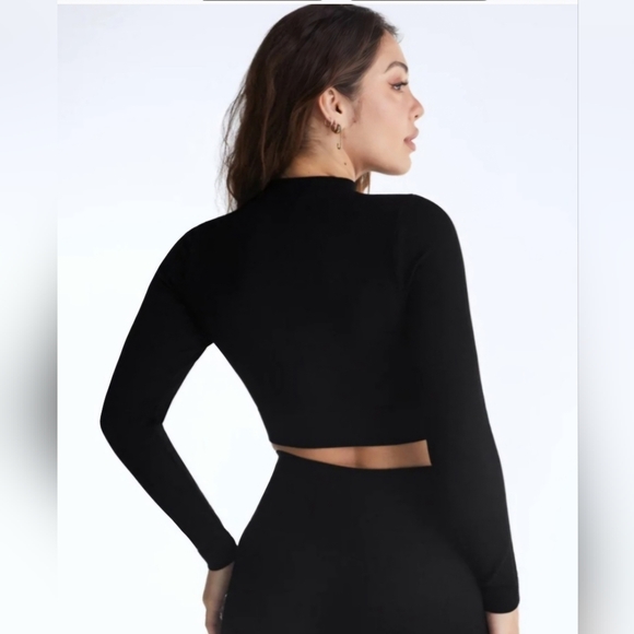 SET Active Women's Sculptflex Cropped Zip Up Jacket - Size Medium - Picture 2 of 6